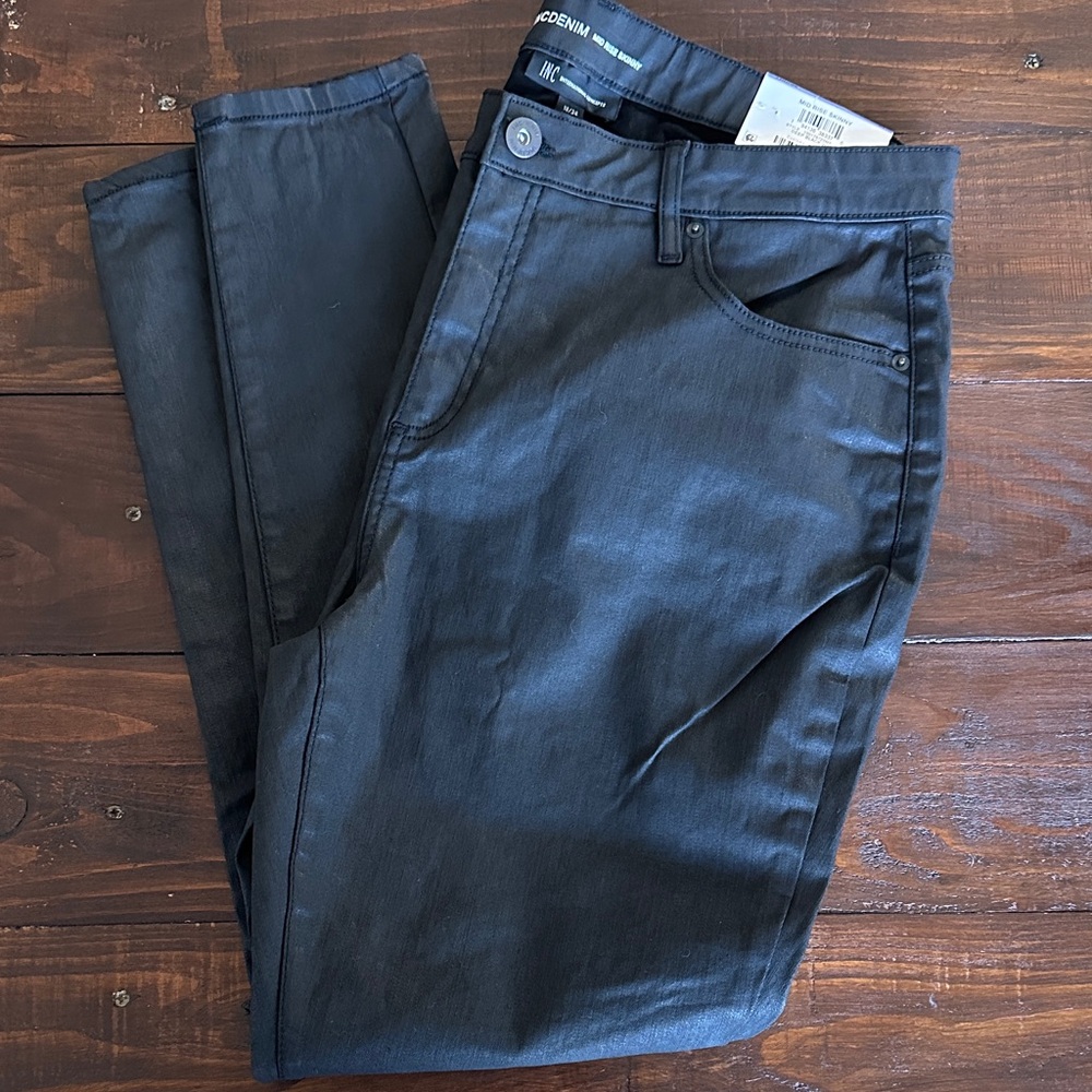 INC International Concepts Mid Rise Skinny Jeans in Black
